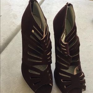 Brown Matiko! Brand new (without tags). Size 9